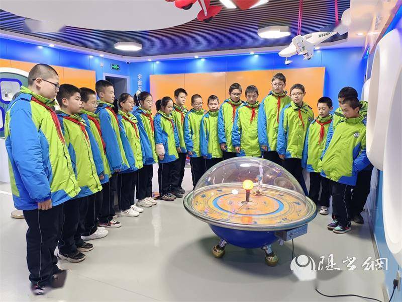 企鹅辅导苹果1.5版:让科普之花绽放校园-第3张图片-太平洋在线下载