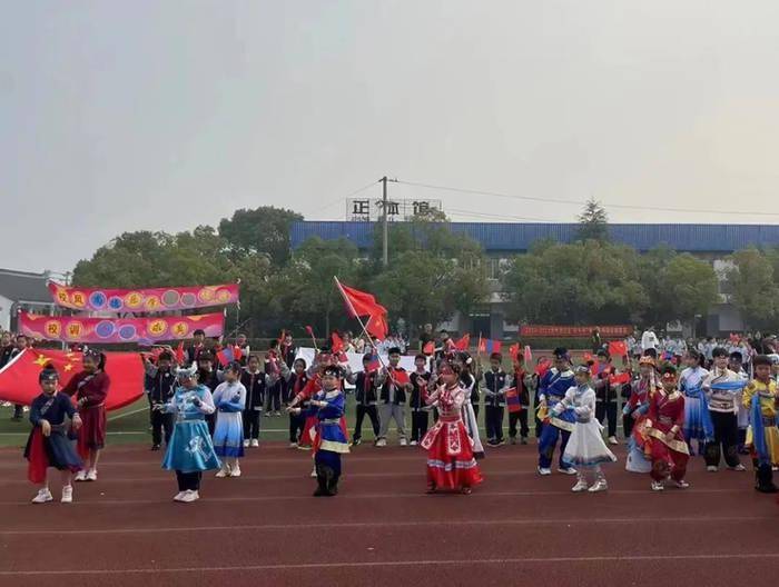 苏州有小学运动会举日本国旗？横扇学校：模拟亚运会展示各国旗帜-第3张图片-太平洋在线下载