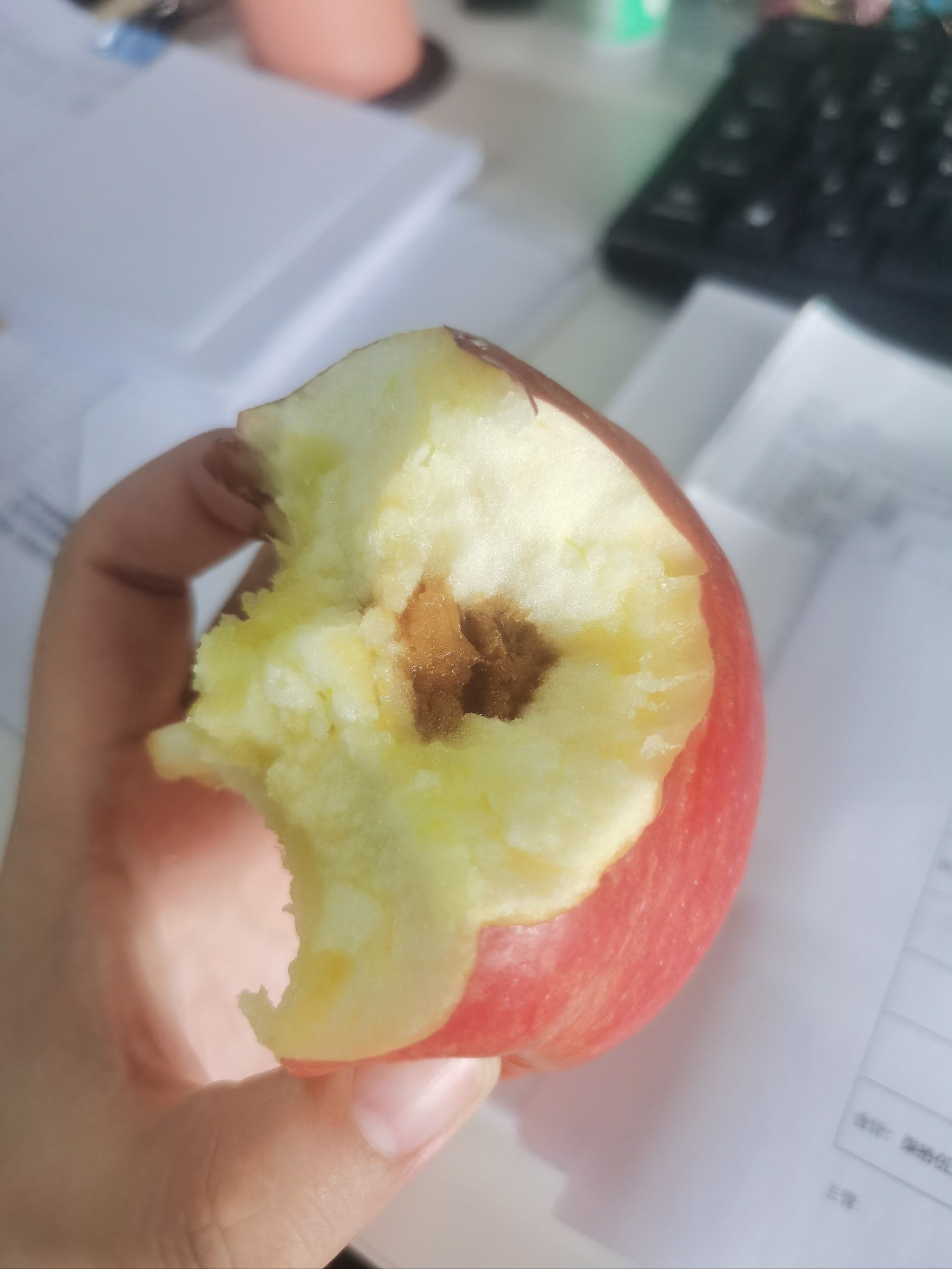 小苹果恶搞版烂苹果(小苹果搞笑版在线播放)-第2张图片-QuickQ官网